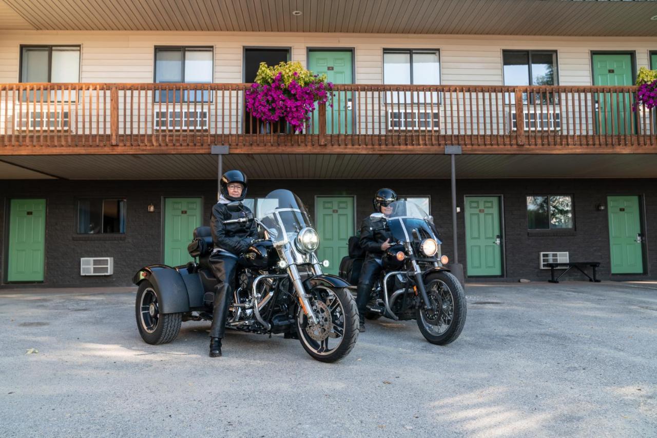 Riviera Motor Lodge Saratoga Zewnętrze zdjęcie